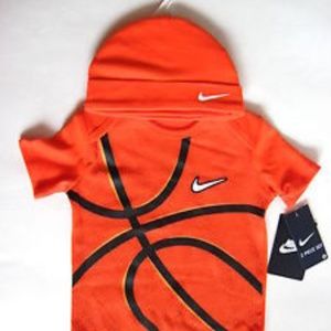 Nike basketball onesie with hat. Size 3-6 months